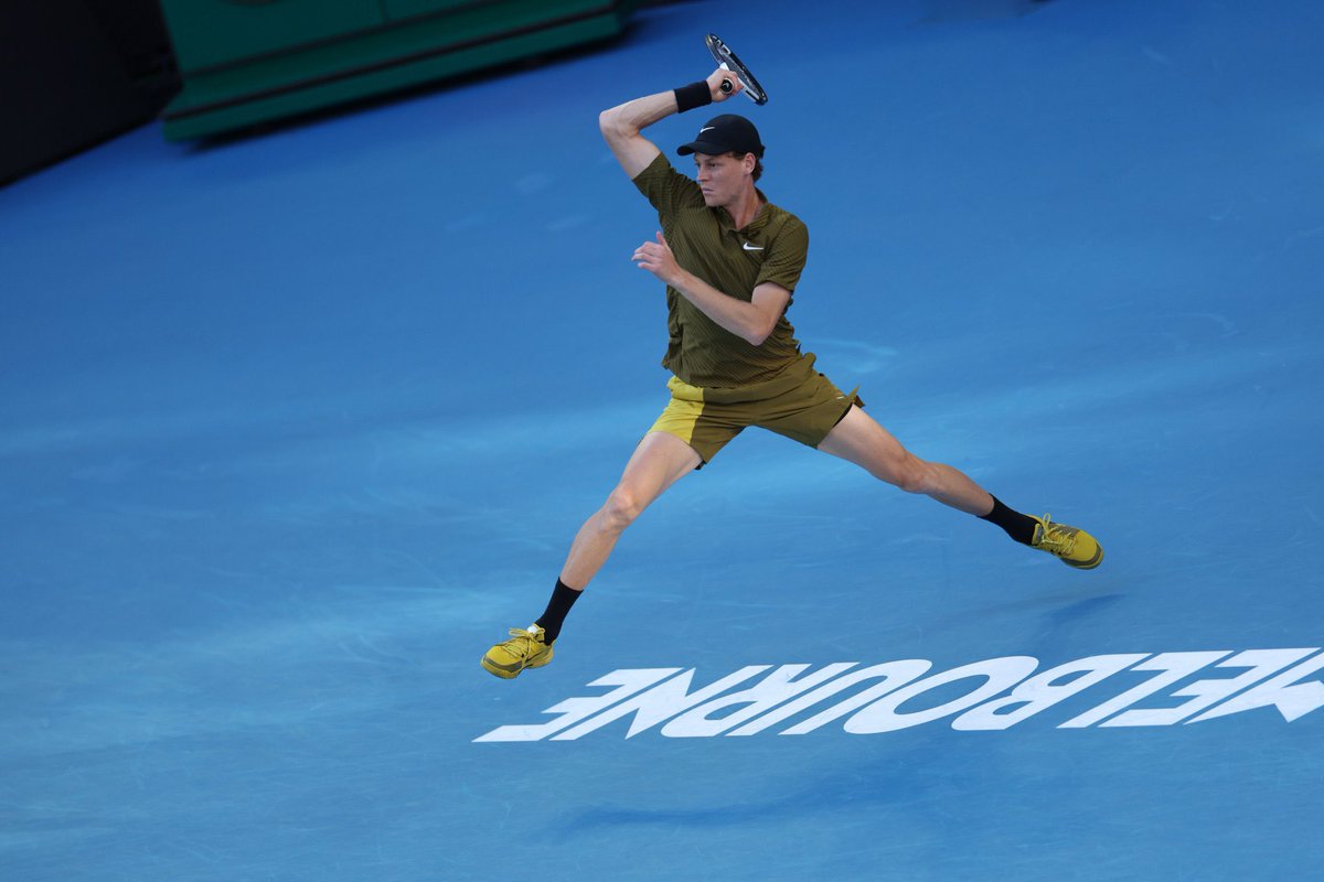 🇮🇹🇺🇸 Jannik Sinner’s 2026 Miami Open draw:

R1 - BYE
R2 - Dzumhur/Q
R3 - Moutet/Machac
R4 - Rublev/Norrie
QF - Auger-Aliassime/Mensik/Tiafoe/Rinderknech
SF - Zverev/Medvedev/Shelton/Davidovich Fokina
F - Alcaraz/Musetti/De Minaur/Fritz

📸 Rolex - Antoine Couvercelle