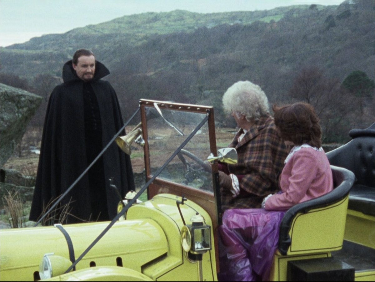 acequeenking tweet media