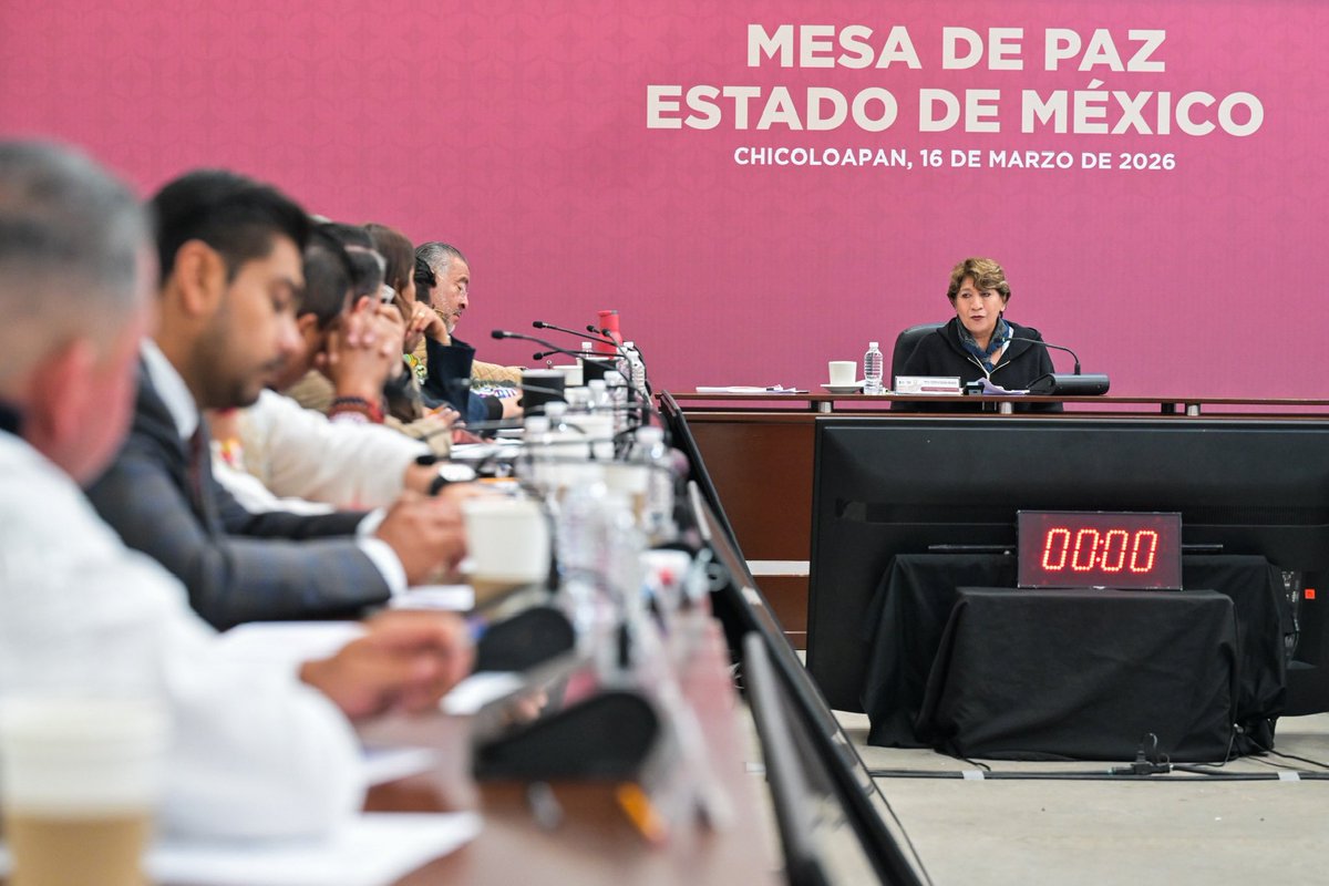 delfinagomeza's tweet image. Este lunes encabecé la Mesa de Paz en #Chicoloapan, con la asistencia de las y los Presidentes Municipales pertenecientes al Mando Unificado Oriente. 

El General Alcántara, Coordinador del Mando Unificado, compartió que, desde el inicio de la estrategia, contamos con una
