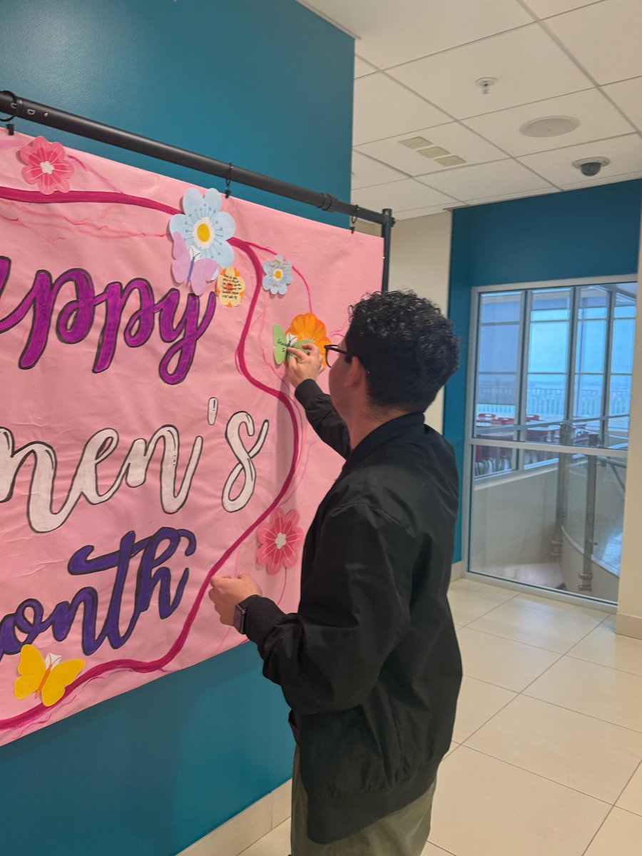 FloridaNationalU tweet media