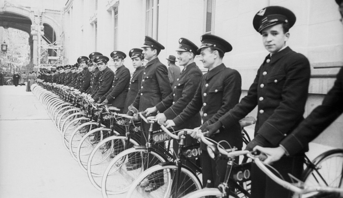 hoyesarte_com's tweet image. 📷 La Comunidad de Madrid incorpora al Portal de Archivos más de 200.000 imágenes del fotoperiodista Gerardo Contreras

🎞️ Uno de los conjuntos documentales más relevantes del fotoperiodismo español

👩‍💻 hoyesarte.com/artes-visuales…

#fotografía #archivos #gratis @CulturaCMadrid