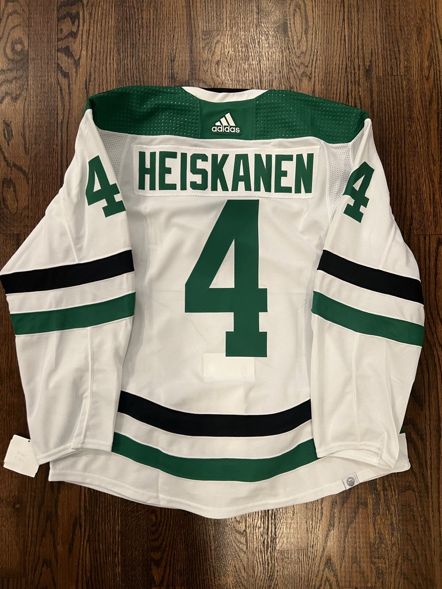 x - GeauxStars tweet media