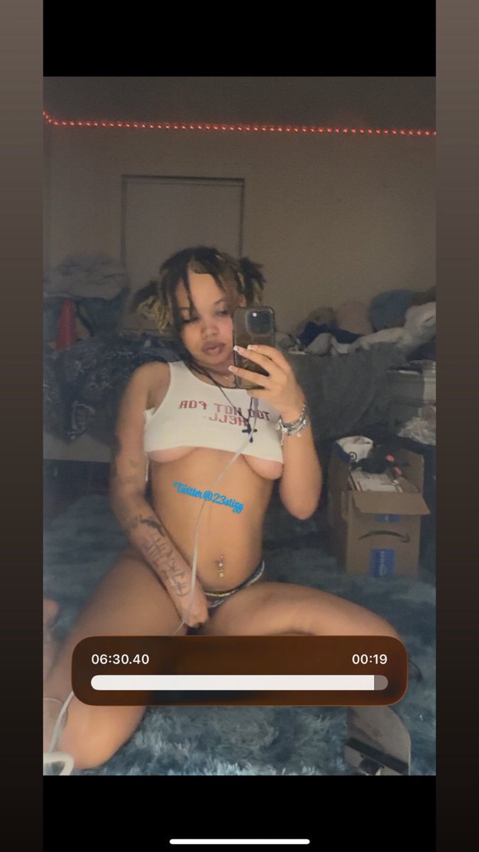 23Stizy's tweet photo. Yall want me to drop the whole vid🙂‍↔️💙😌 https://t.co/5TUauzMd4r