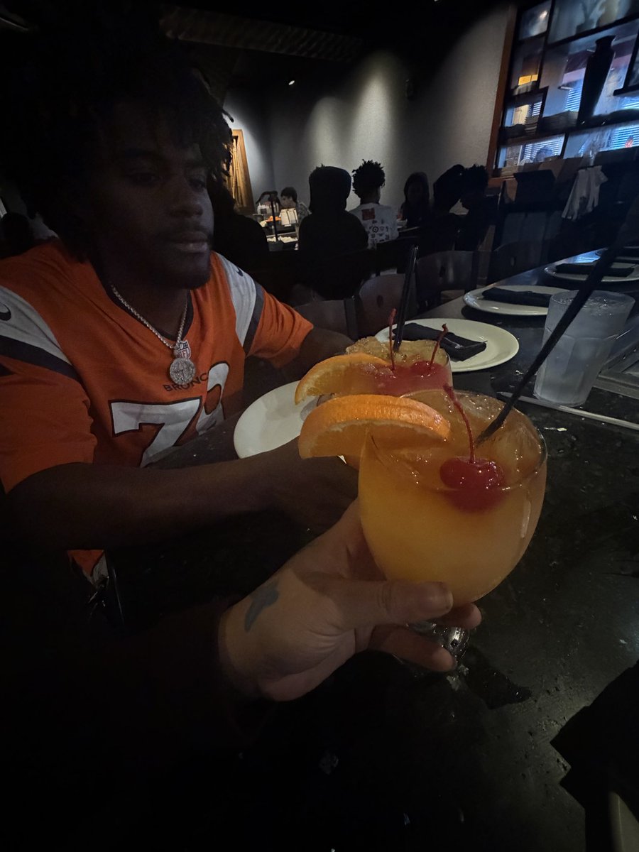 cecebae11's tweet photo. 🧡. https://t.co/qipL5QUZAo