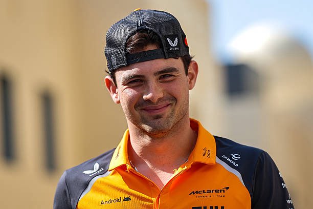 Steve Paris tweet media