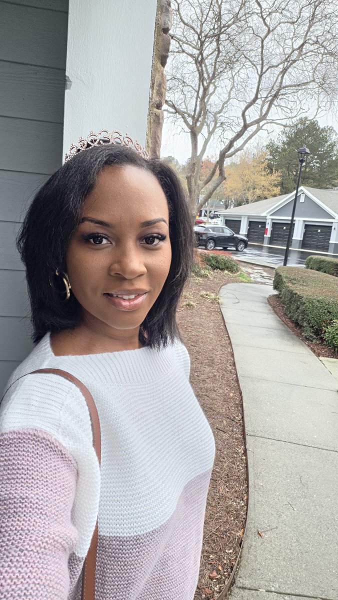 Marie Hull tweet media