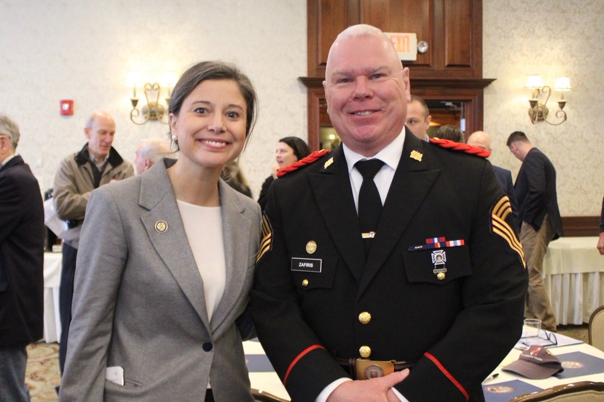 Congresswoman Maggie Goodlander tweet media