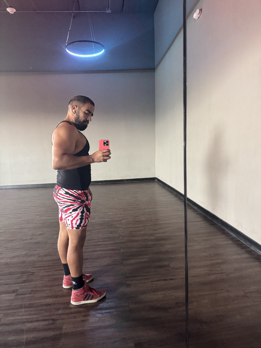 umami hunter - over the calf (@gatom0g) on Twitter photo 