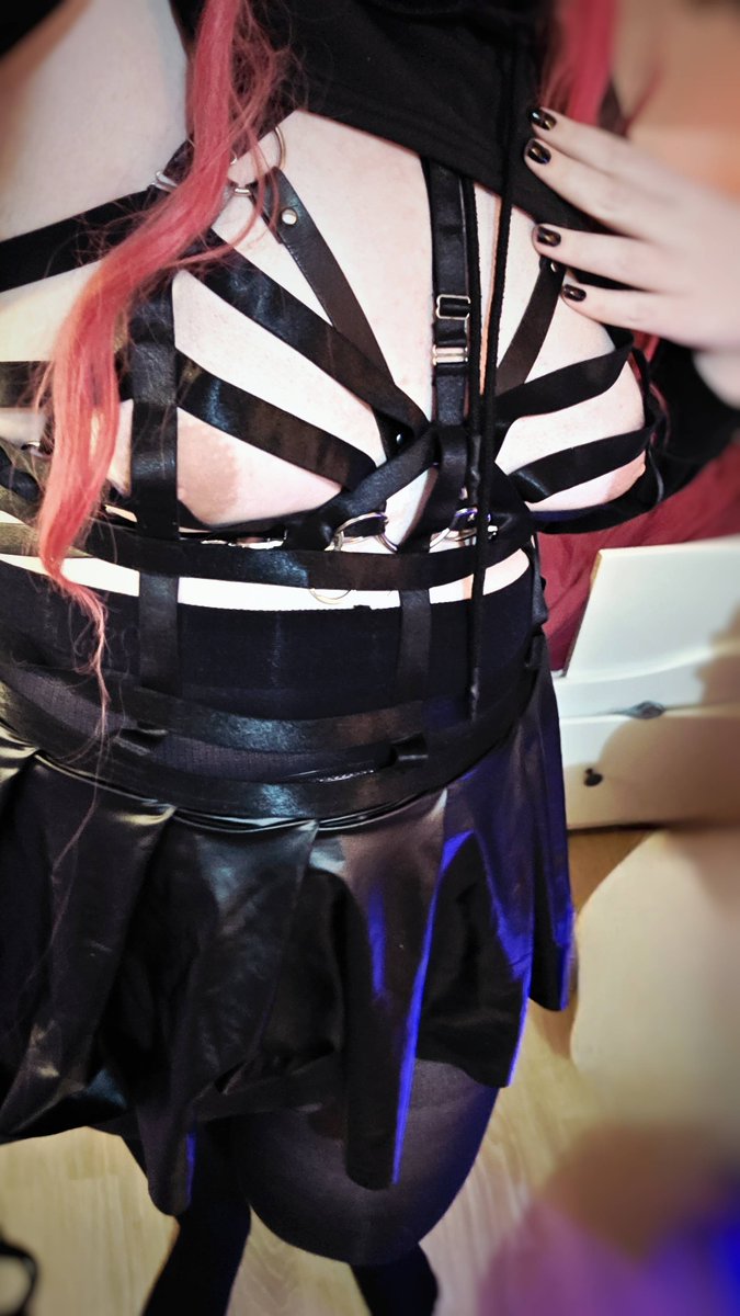 Marie 🏳️‍⚧️ tweet media