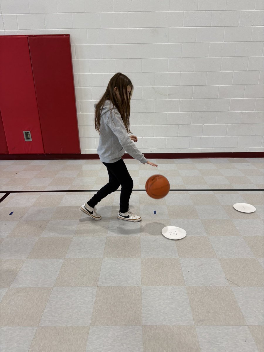 MoorefieldPE tweet media