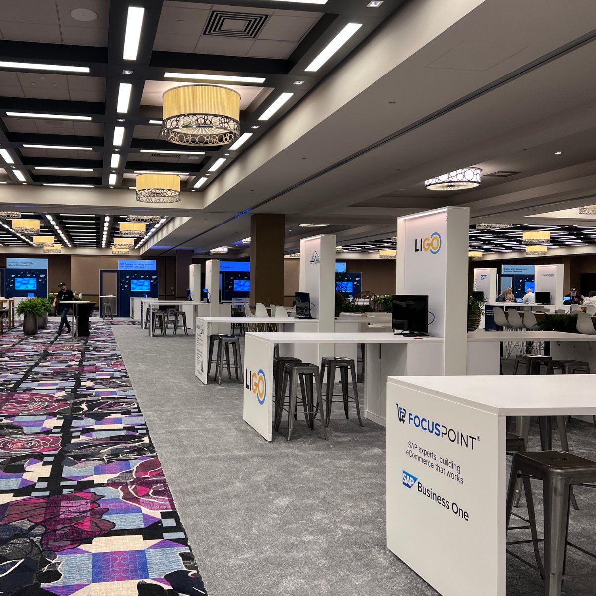 FocusPoint tweet media