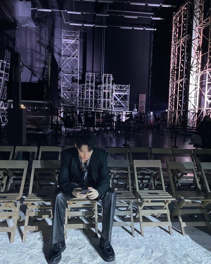 ésha˚࿔ tweet media