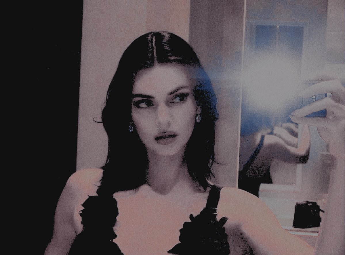 ᅟ ᅟ ᅟ ᅟ ᅟ ᅟ ᅟᅠ ᅠ ᅠ ᅠ ᅠ 𝓁𝑎𝑦𝑙𝑎. tweet media