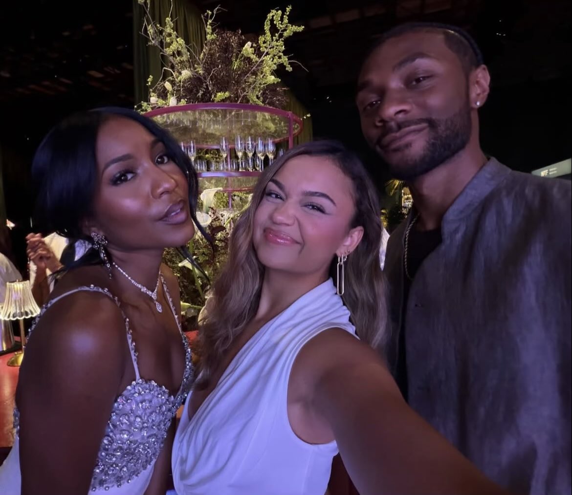 madison bailey pics tweet media