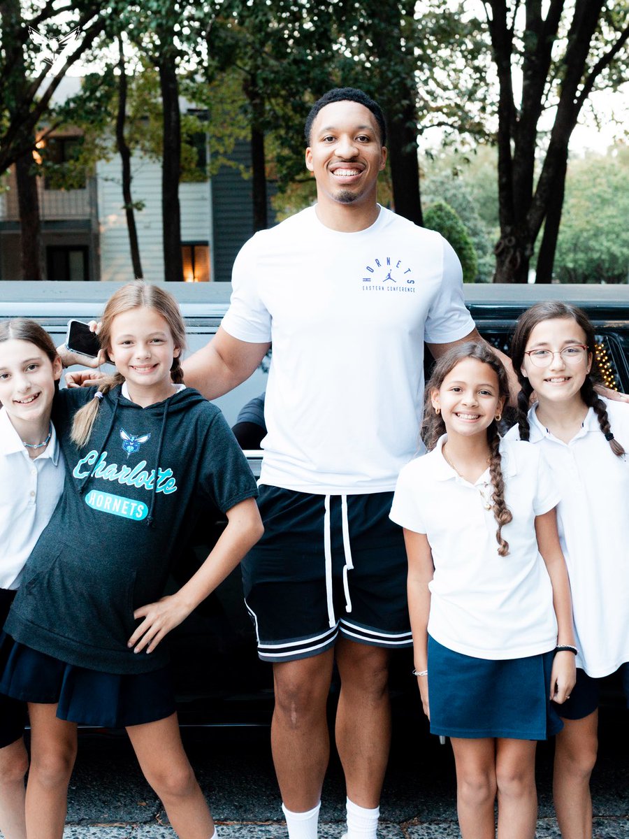 Charlotte Hornets tweet media