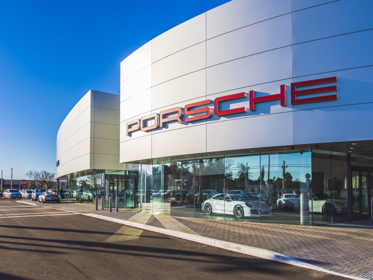 PorscheJax's tweet image. Make your week phenomenal with the timeless engineering of a Porsche. Experience the peak of performance and design at Porsche Jacksonville.

11211 Atlantic Blvd, Jacksonville, FL 32225
(904) 725-9155 | porschejacksonville.com 

#Porsche #MondayMotivation #Jacksonville #Florida