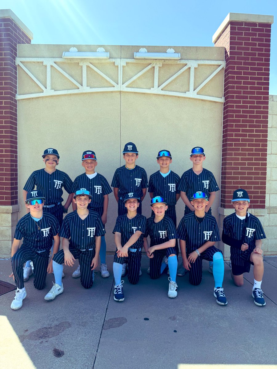hollyplum's tweet photo. Way to go Texas Majors on their second tournament WIN! 🏆 ⚾️🔥 #texasmajors https://t.co/8OpfWu0FLM
