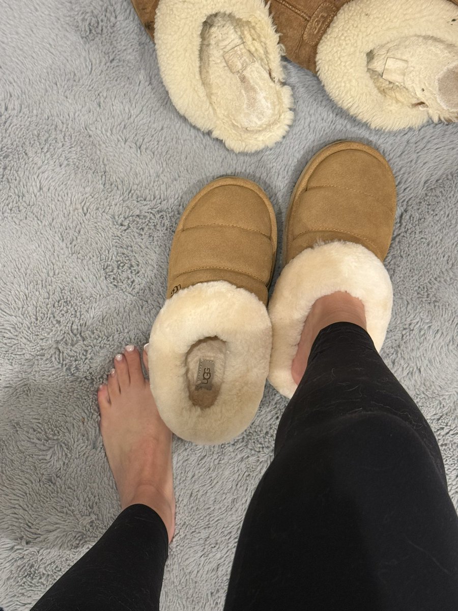 BrunetteBrat tweet media