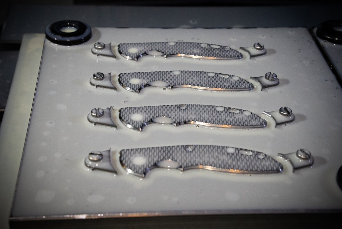 Rick Hinderer Knives tweet media
