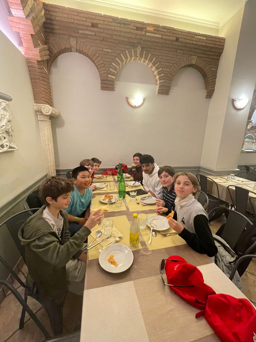 Hallfield School tweet media