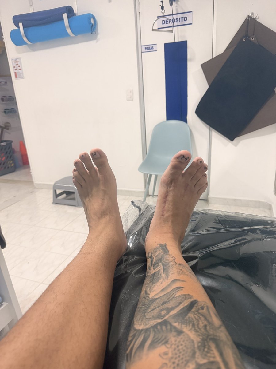 Jacob Feet tweet media