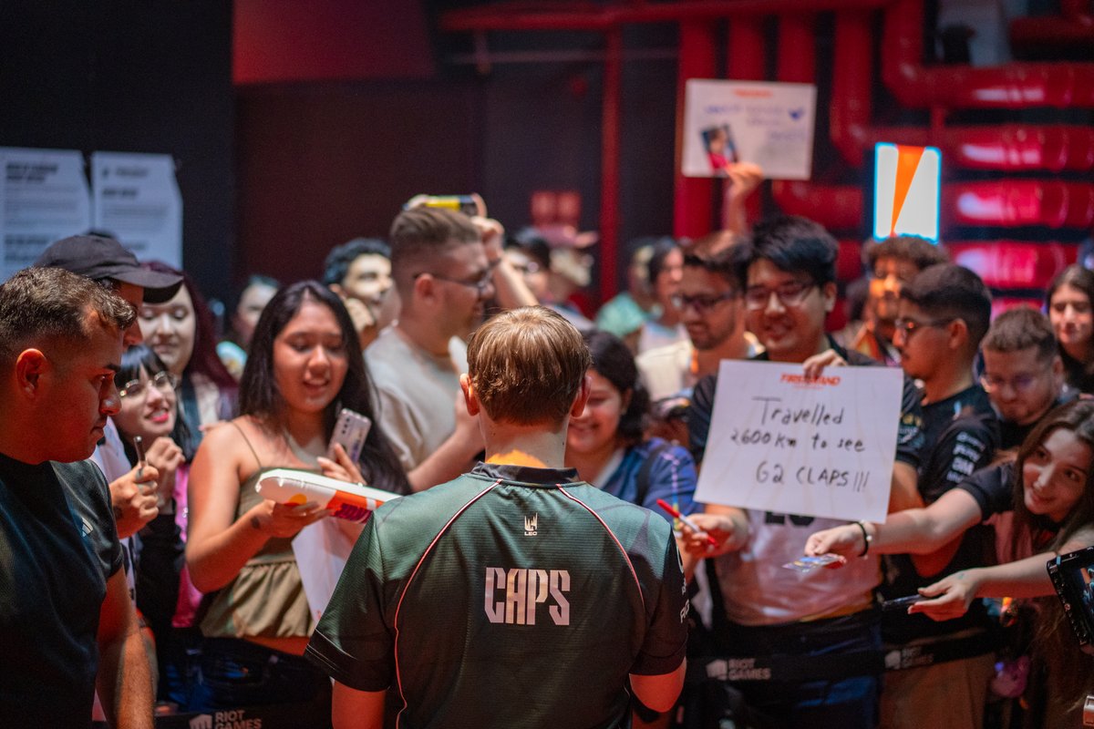 LoL Esports tweet media