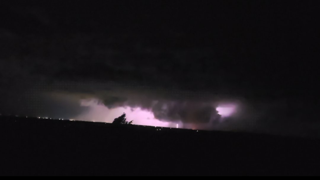 Justin Smith tweet media