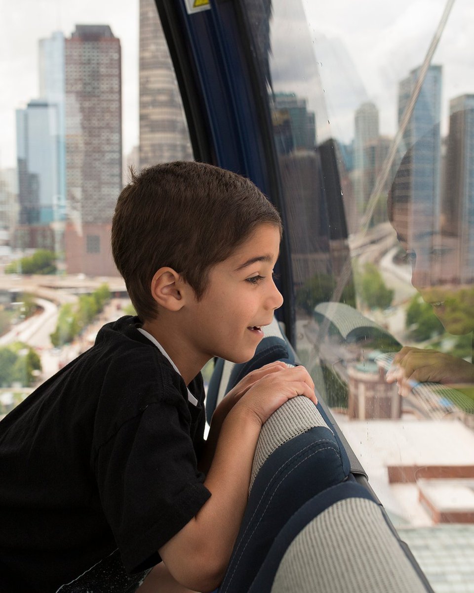 Navy Pier tweet media