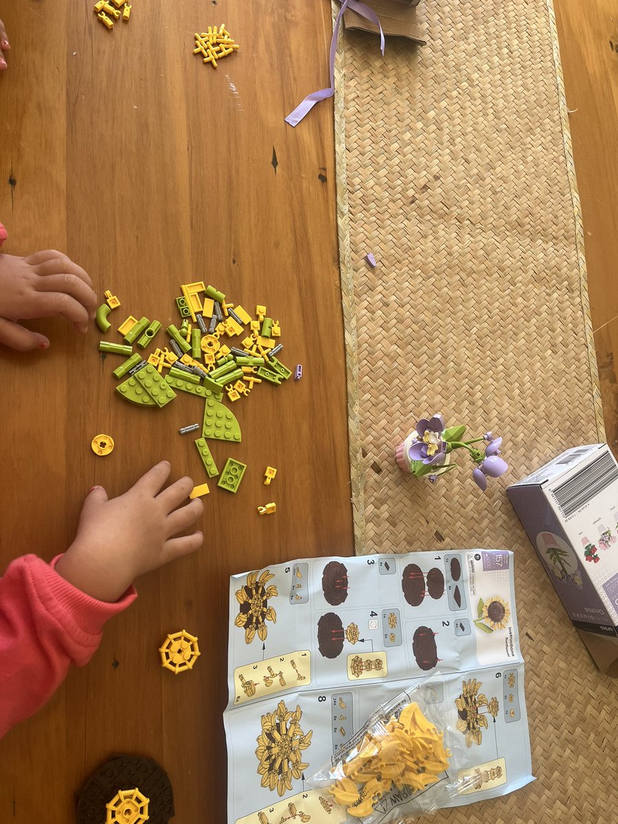 Melarnie tweet media