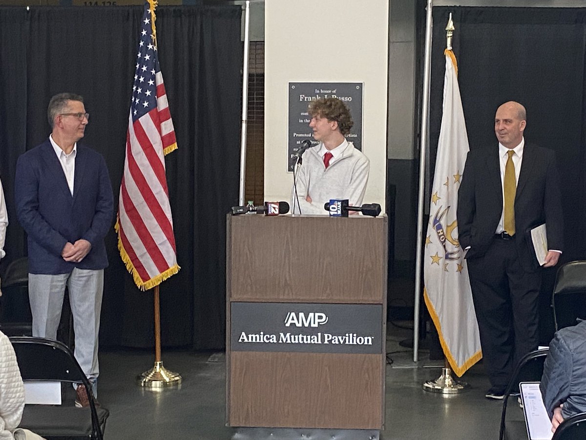 Lincoln Athletics tweet media