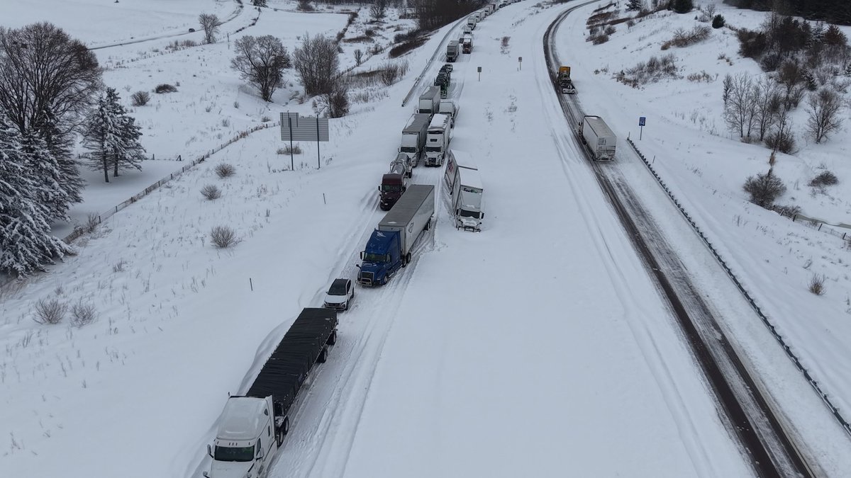 NWS Twin Cities tweet media