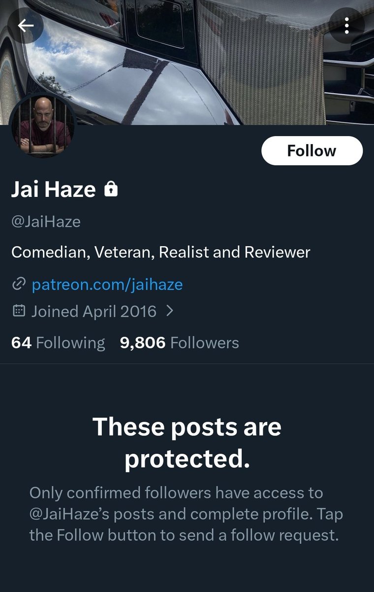 Eighteen Naked Cowboys tweet media