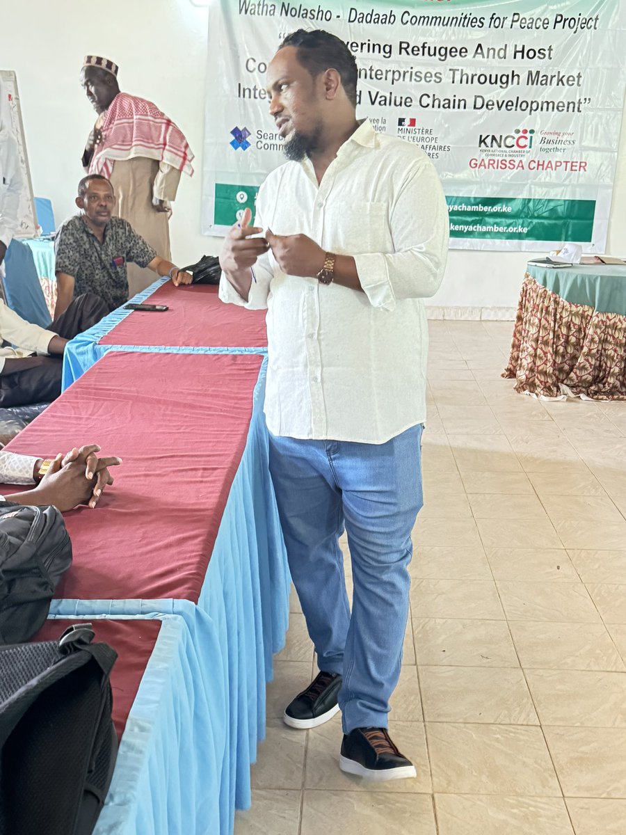 GarissaChamber's tweet photo. Great engagement, KNCCI-Garissa Chapter hosted a B2B workshop bringing together the refugee business community, local entrepreneurs, gov,t depts to strengthen partnerships, market linkages, and inclusive economic growth. 🤝📈

#MSMEs #BusinessLinkages #Garissa #EconomicInclusion https://t.co/J2pI9ijqSm
