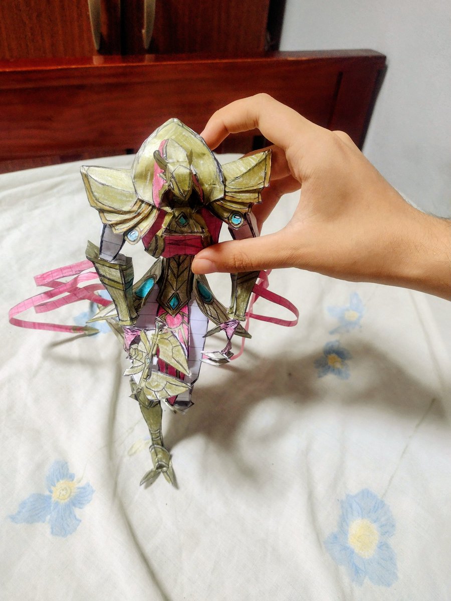 bombardeo cósmico tweet media