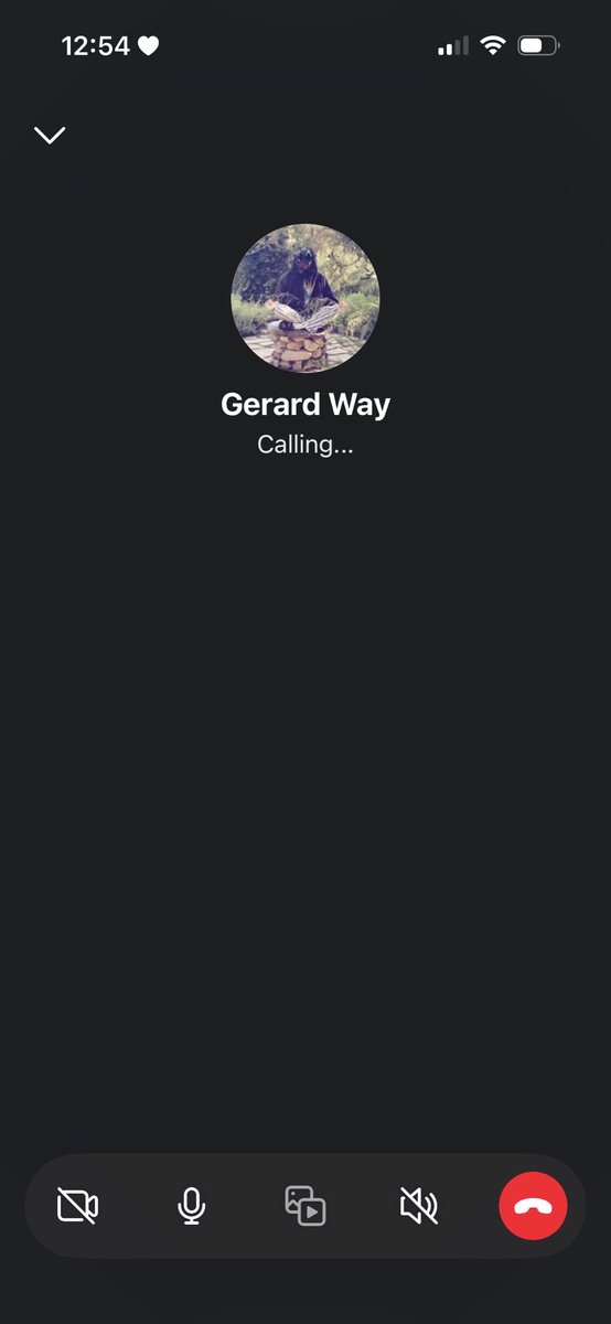 cal ❣️ n1 HESITANT ALIEN FAN tweet media