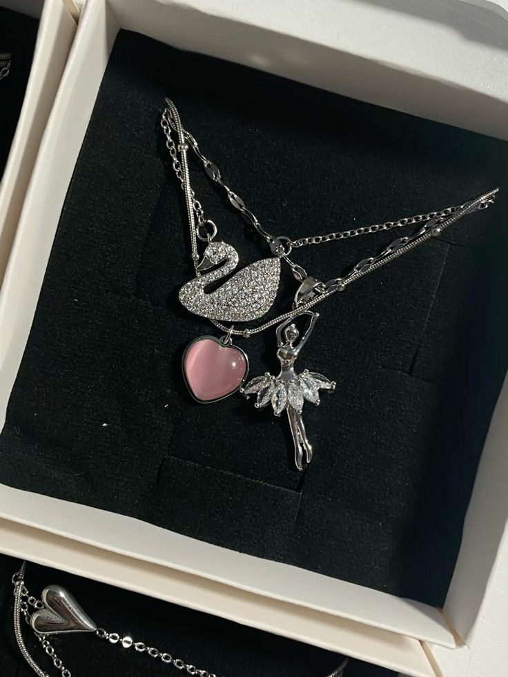 Beauty ✨ (@outfit_luxy) on Twitter photo 