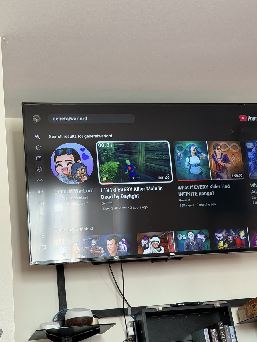 caughtstaringg tweet media