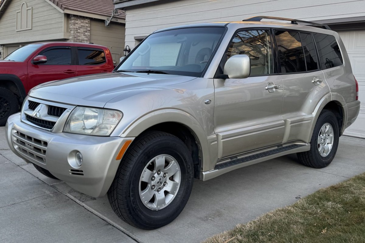 Bringatrailer's tweet image. Now live at BaT Auctions: 2004 Mitsubishi Montero Limited. bringatrailer.com/listing/2004-m…