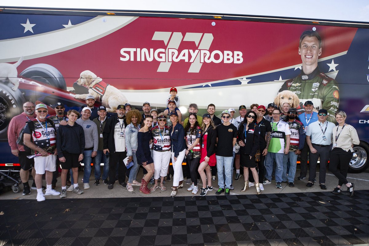 sting_ray_robb's tweet photo. What a track, @Arlington_GP! 🤠 A huge thank you to the fans that showed up and made this one fun! 

@juncoshollinger @IndyCar @IndyCarOnFOX @TeamChevy @GoodheartVet @FreedomSvcDogs https://t.co/eJJzGvSLjw