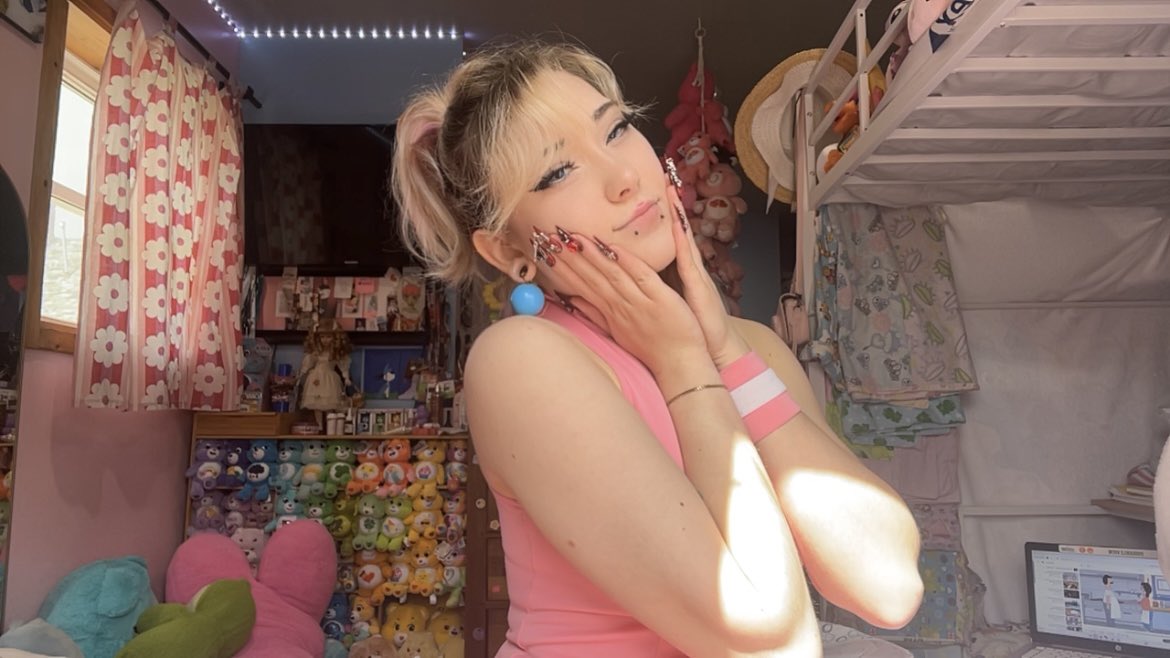 ⋆𐙚₊rosie˚posie⊹♡ tweet media