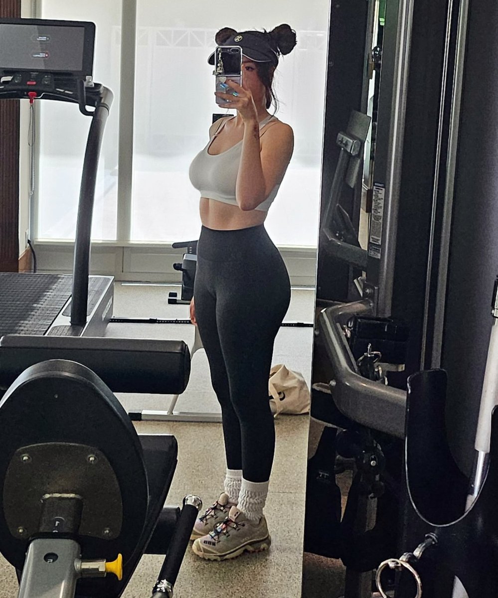 rubbing4poki tweet media