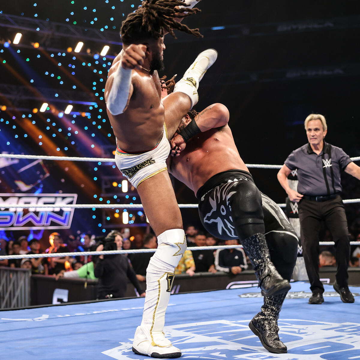 1-800 WHOOP DAT. ┊@_TrickWilliams parody. tweet media