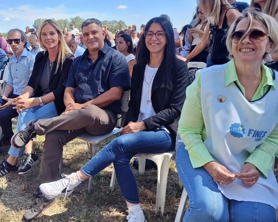 NiñezyAdolescencia tweet media