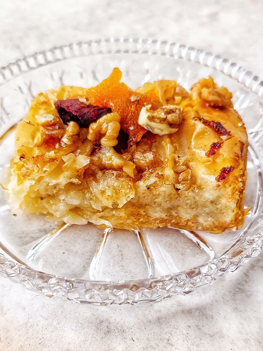 riga_koula's tweet photo. #orangepie #sweets #portokalopita #Greekdesserts #pastrylove https://t.co/uI5Ky1AMUi