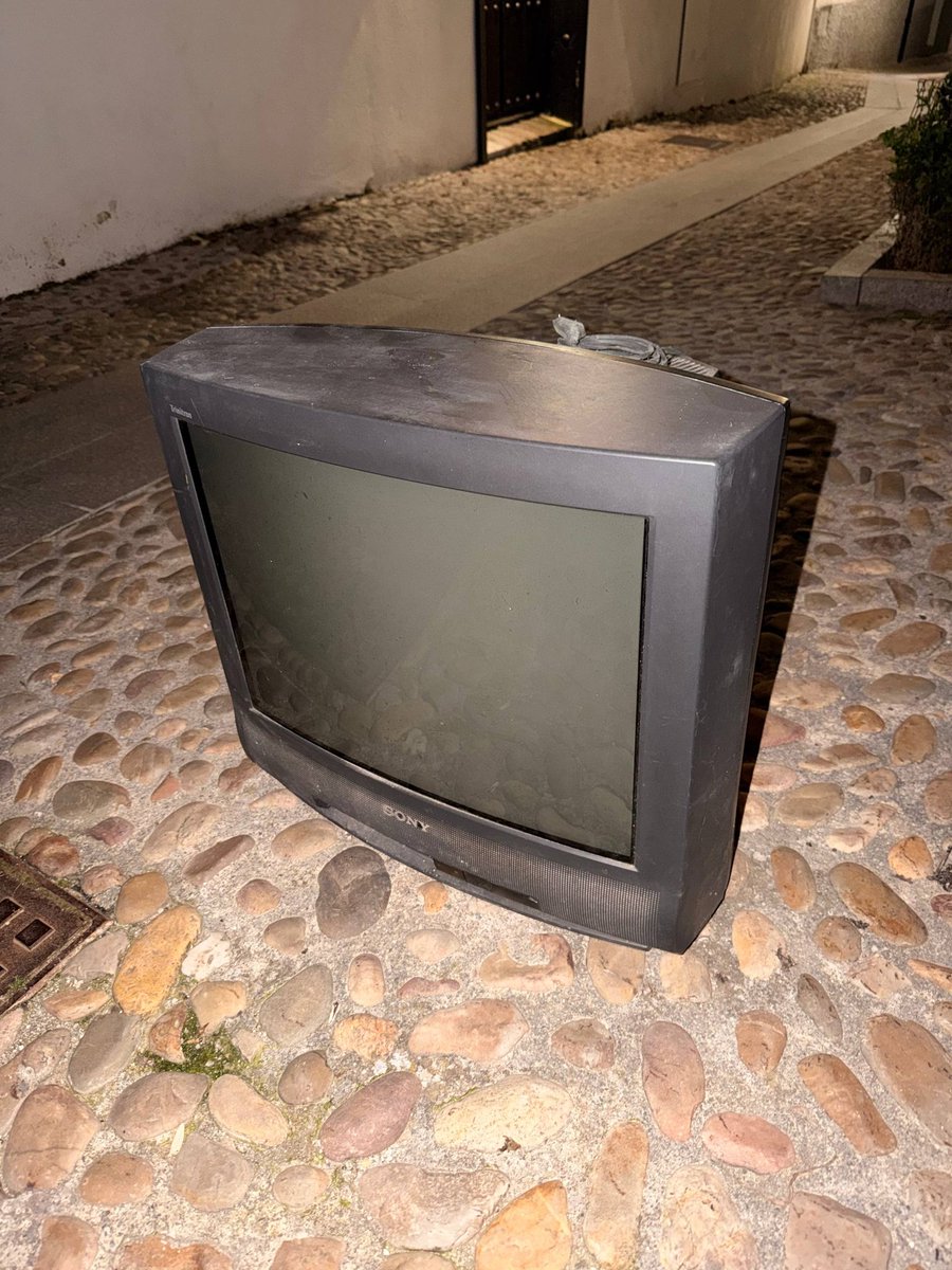 UGR LAN PARTY tweet media