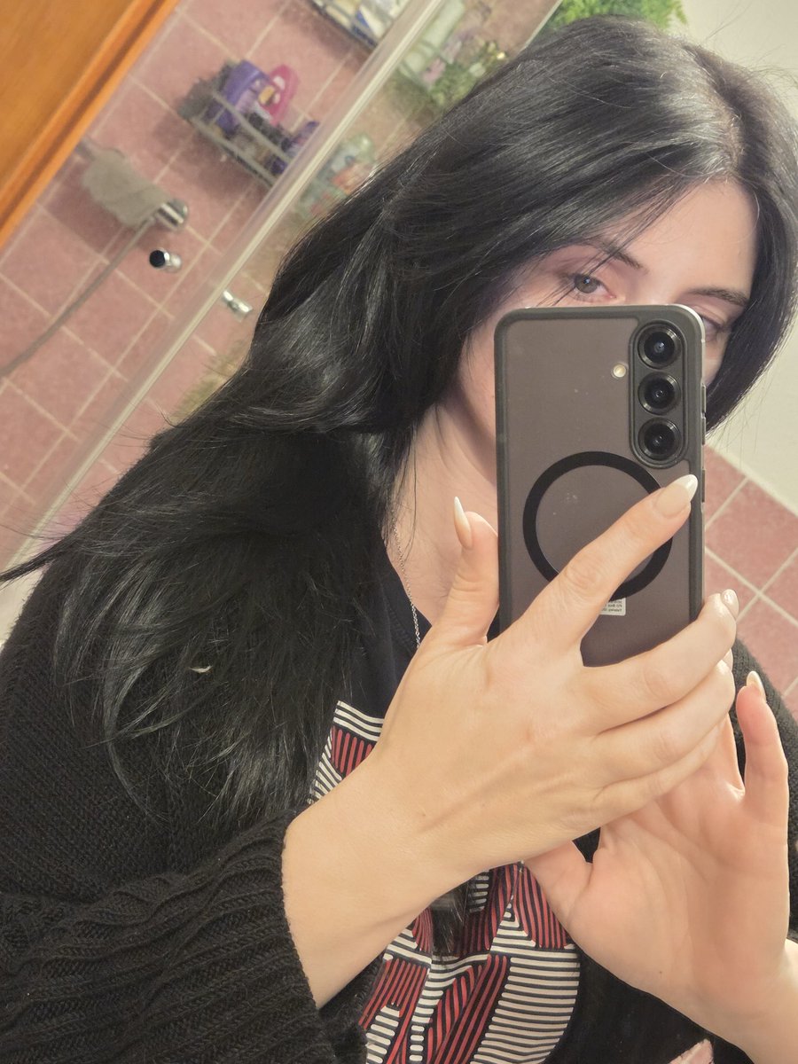 Ms.OvERskill tweet media