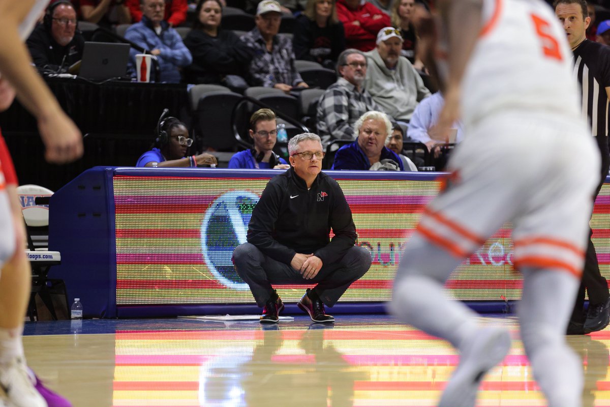 Former Red Raider head coach Kris Korver will be officially inducted to the <a href="/NAIA/">NAIA</a> Hall of Fame during halftime of Thursday's game! More details are available at the link below.

📰: nwcraiders.com/news/2026/3/16…

#RaidersStandOut | <a href="/NWCBasketball/">Northwestern College Basketball</a>