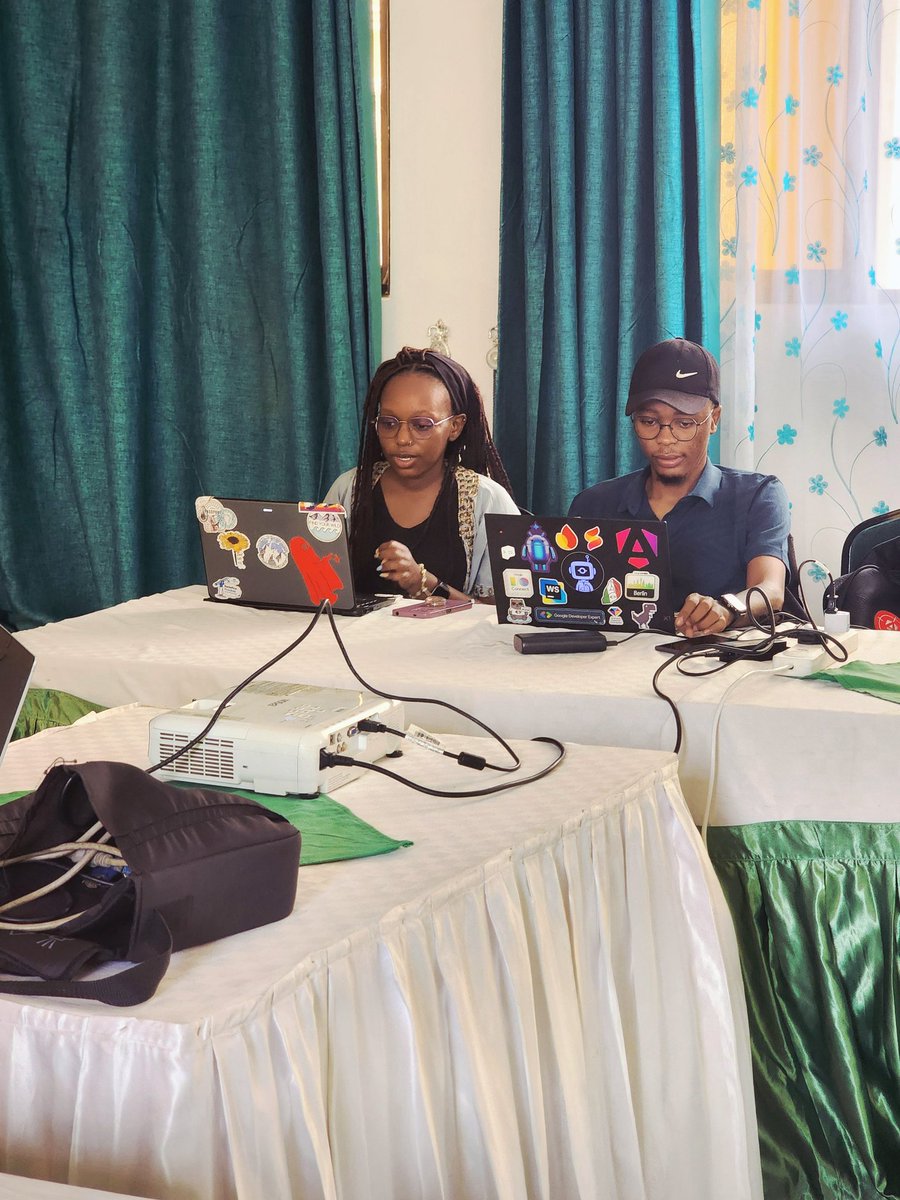 Angular Kenya 🇰🇪 tweet media