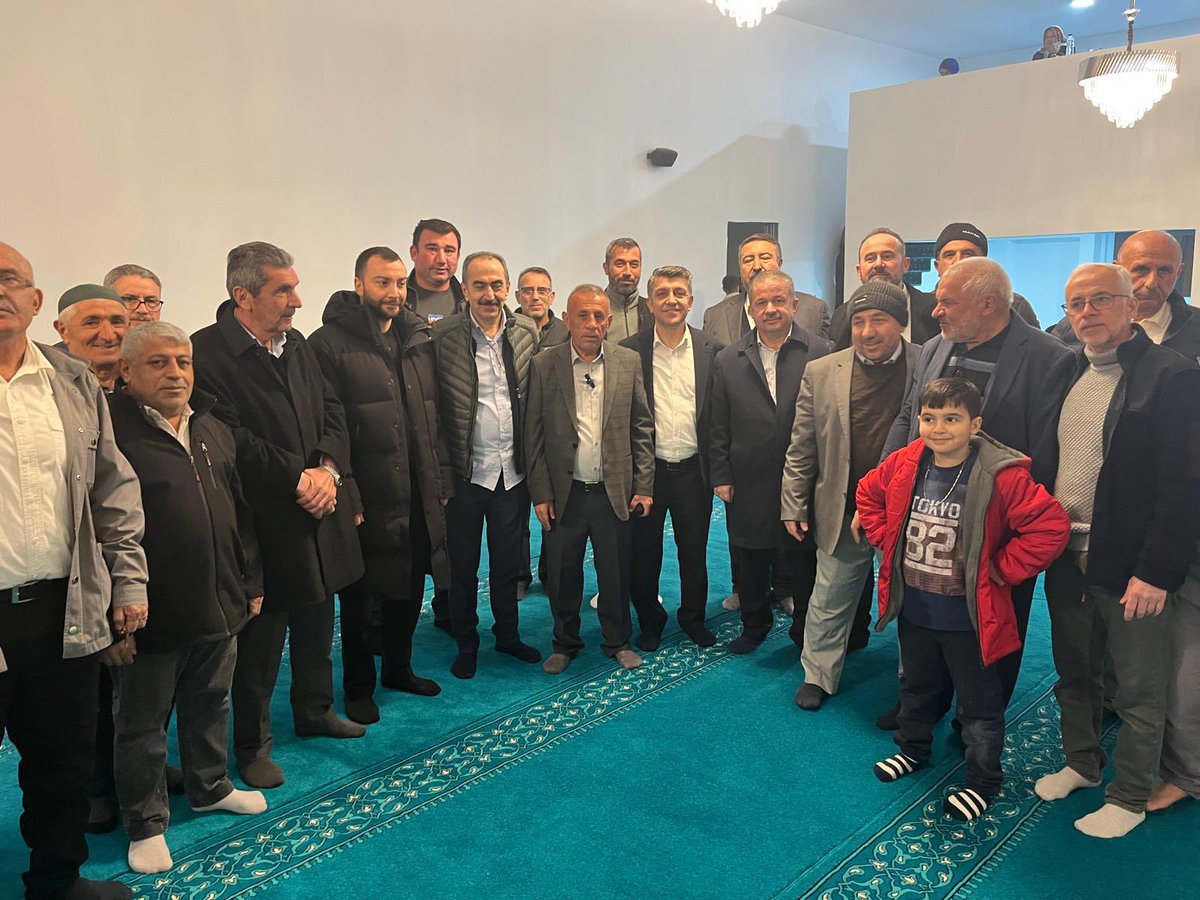 Bu mübarek günde Baraj Mahallemizde Ankara Büyükşehir Belediyemizin yapmış olduğu camimizin açılışını yaptık. 
Camimizin yapılışındaki her türlü destekleri için Ankara Büyükşehir Belediye Başkanımız Sayın Mansur Yavaş’a ve  üstün gayretleri için Baraj mahallemizi temsilen