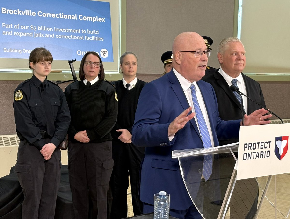 Steve Clark tweet media